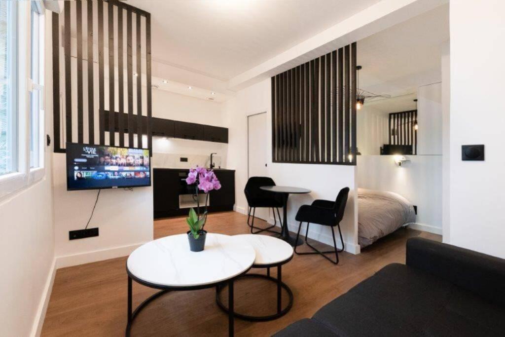 Studio Le Medicis - 4 Apartment Rouen Ngoại thất bức ảnh
